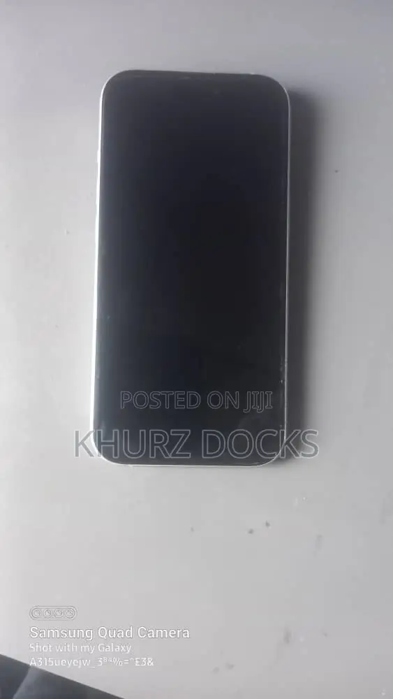 Apple iPhone 15 128 GB White