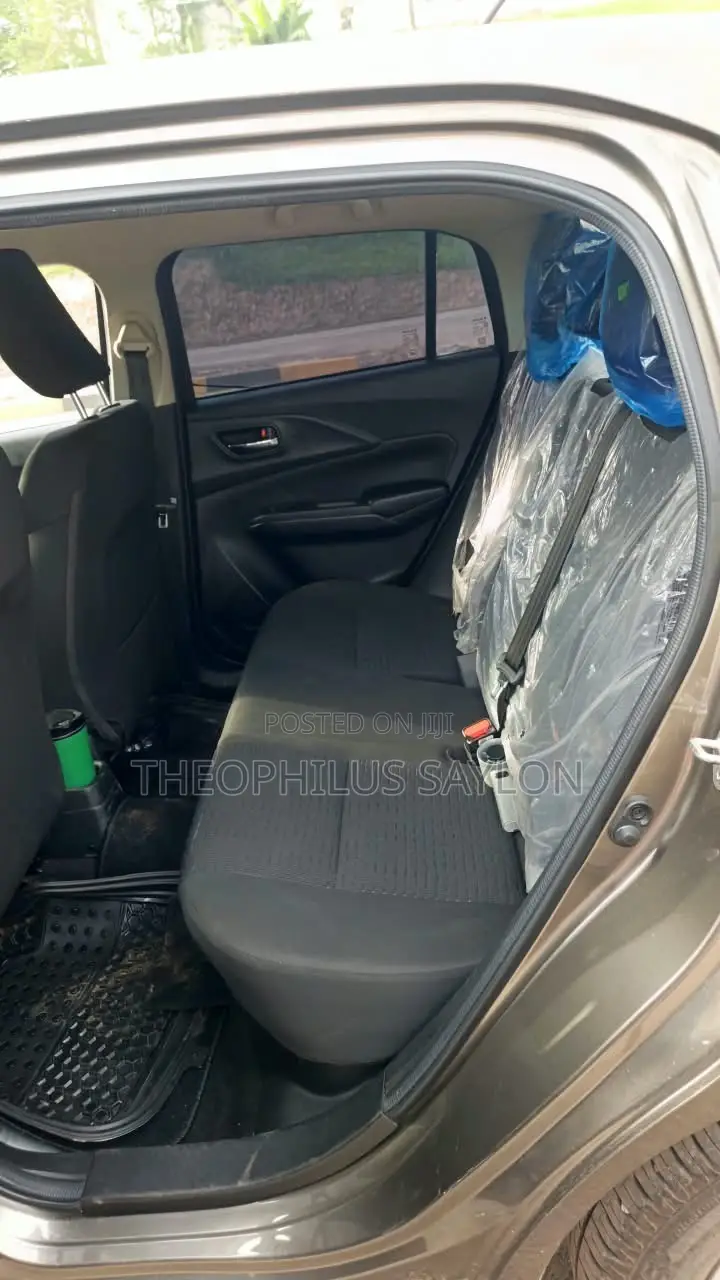 New Suzuki Swift 2025 Gray