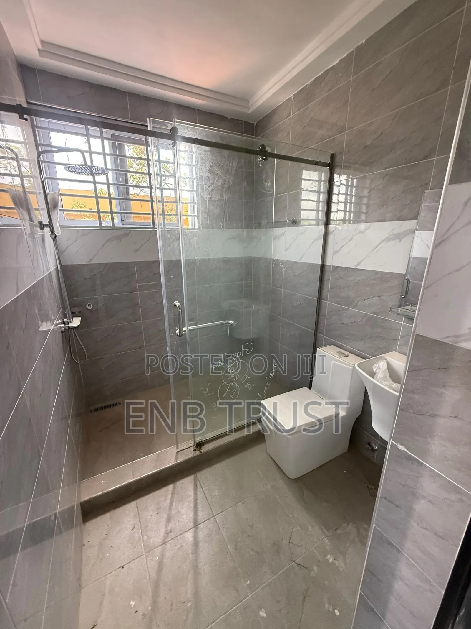 2bdrm Apartment in Awoshie, Last Stop for rent
