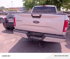 Ford F-150 XLT 4x4 Regular Cab Styleside 8 ft. box 141 in. WB 2017