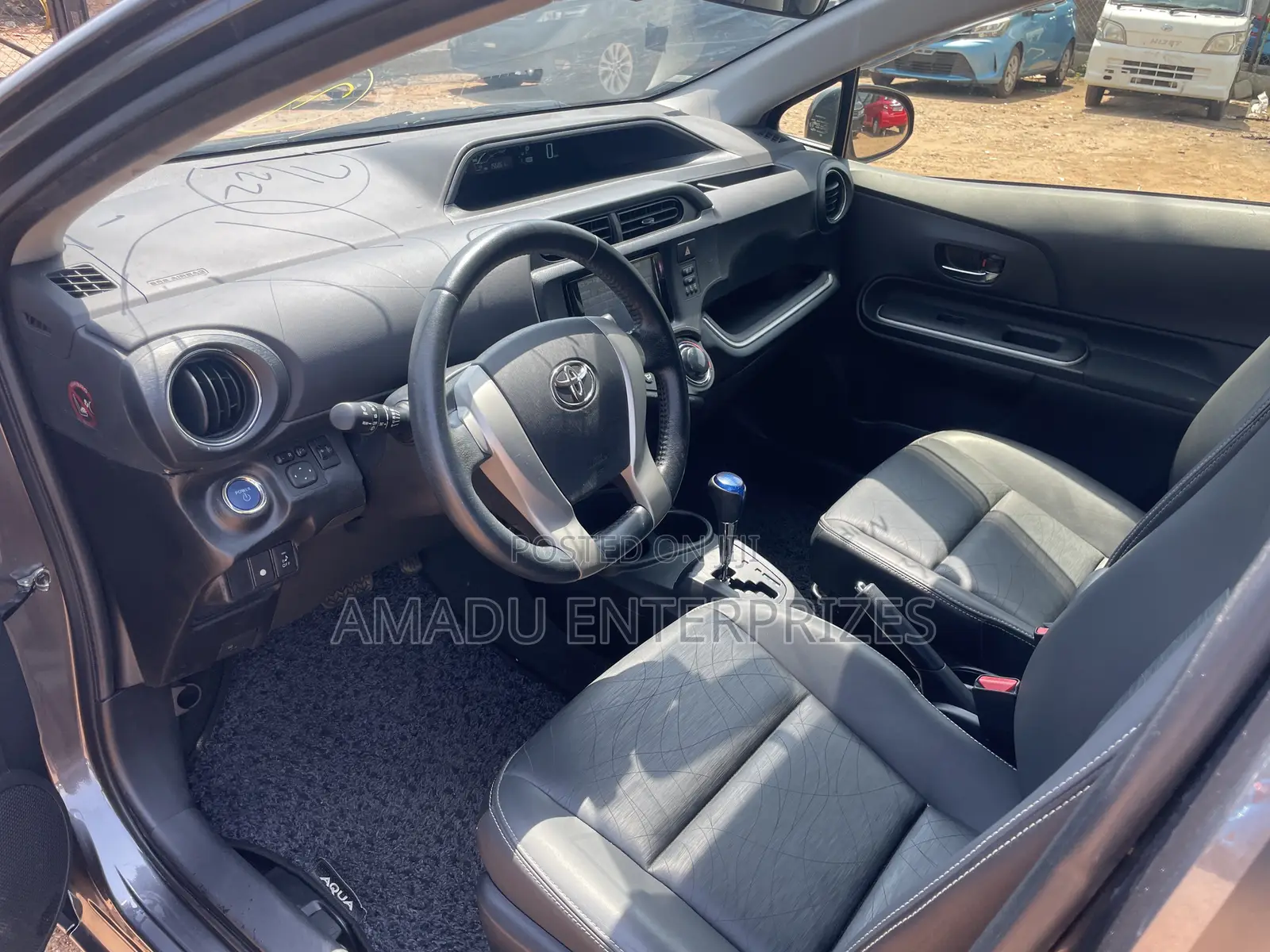 Toyota Aqua 2014 Gray