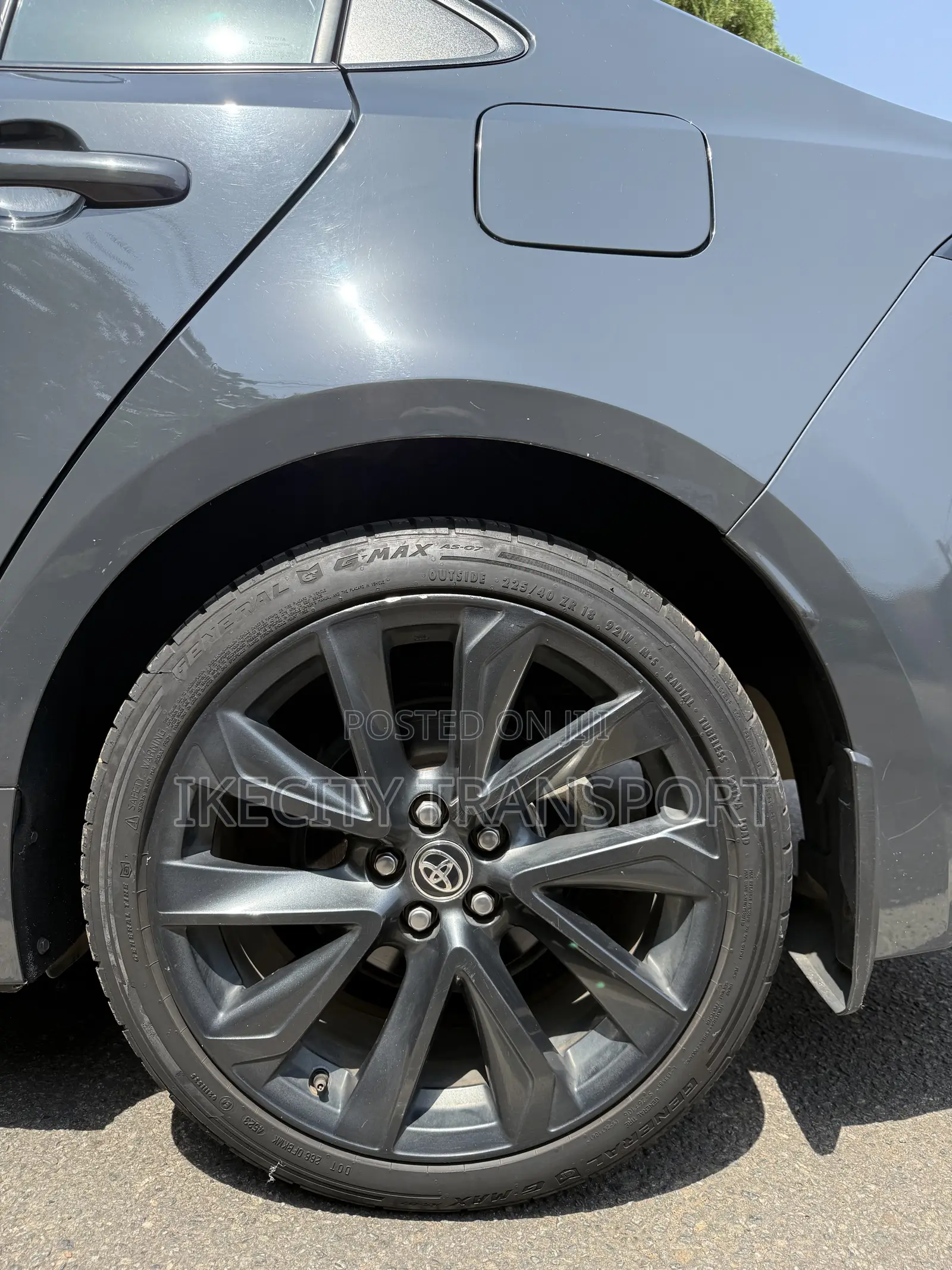 Toyota Corolla SE 2024 Gray