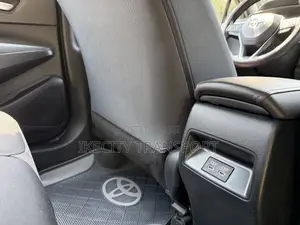 Toyota Corolla SE 2024 Gray