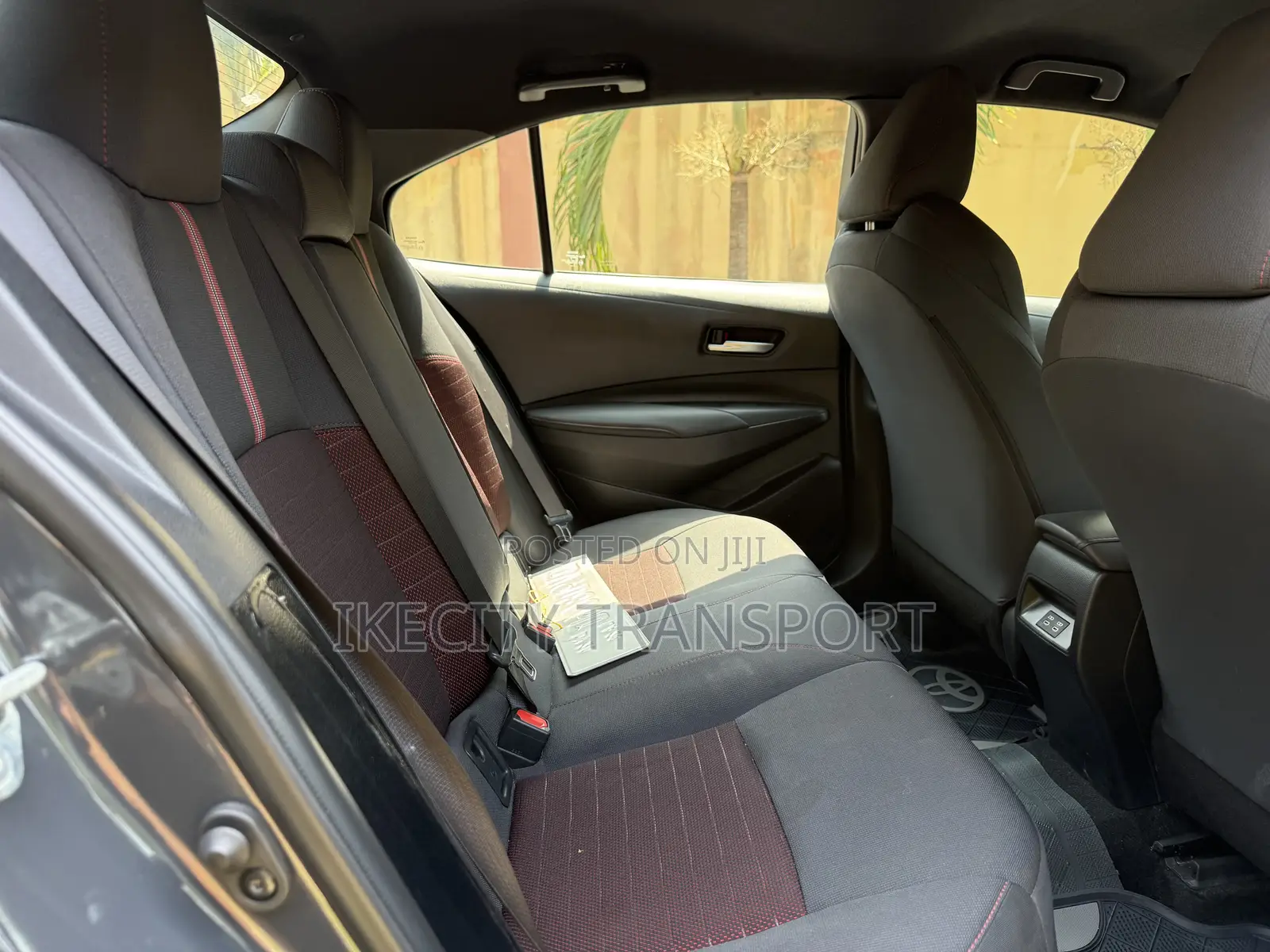 Toyota Corolla SE 2024 Gray