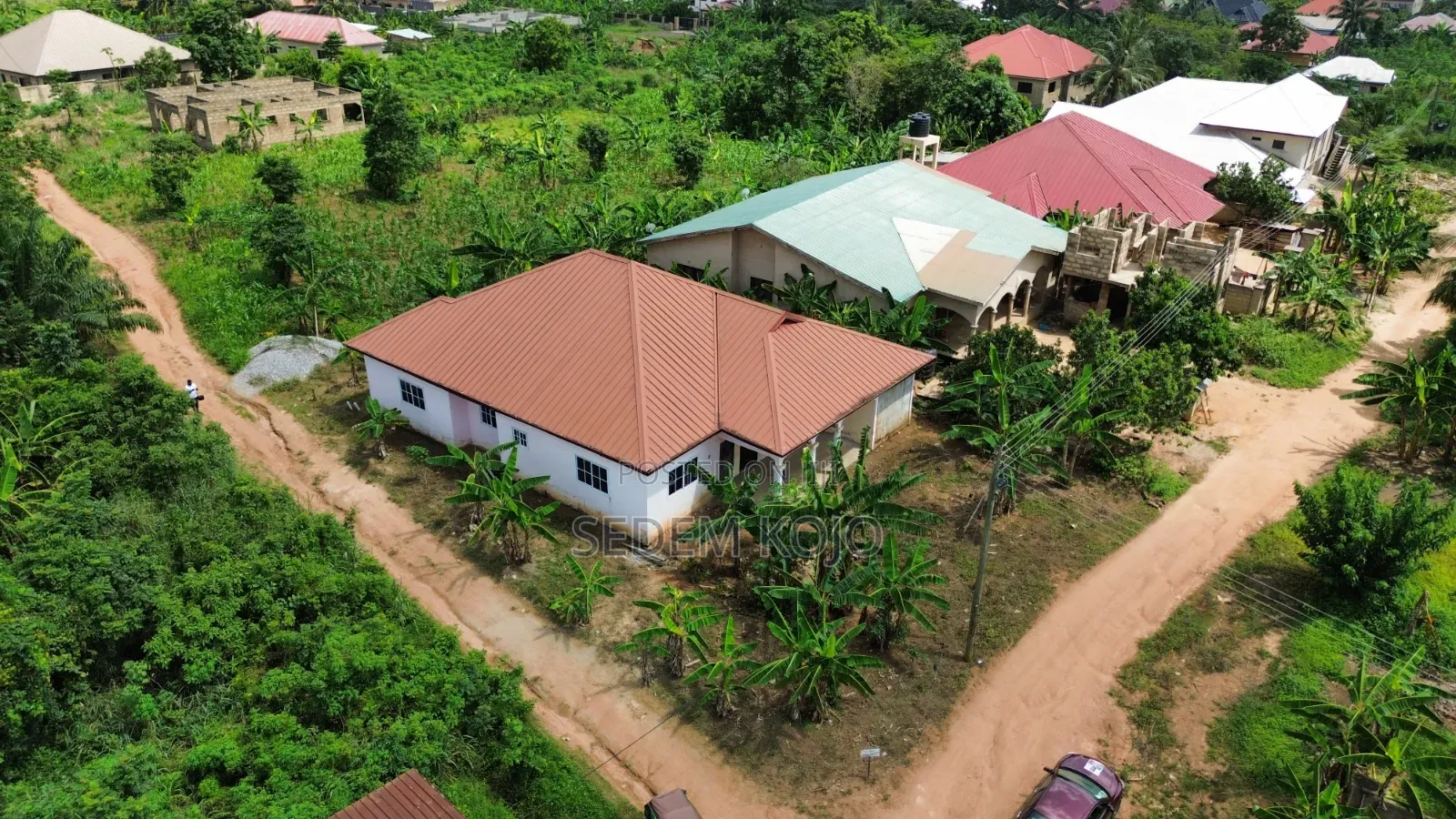4bdrm House in Koforidua Mile 50, New-Juaben Municipal for sale