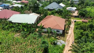 4bdrm House in Koforidua Mile 50, New-Juaben Municipal for sale