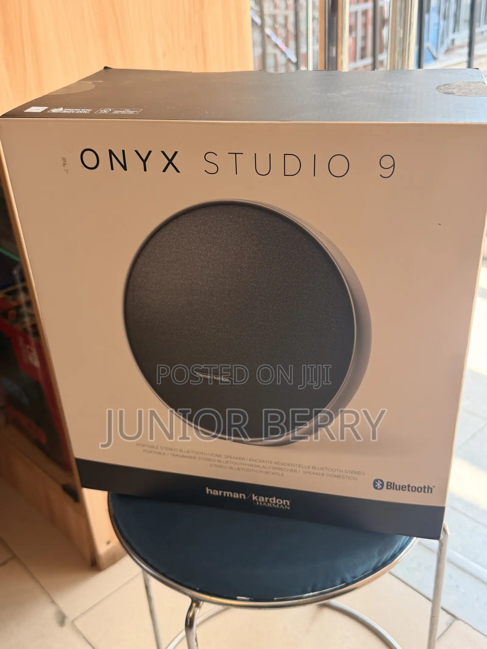 Onyx Studio 9
