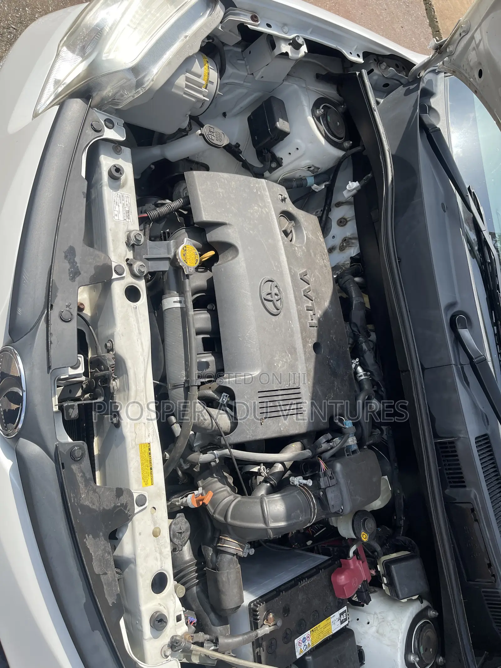 Toyota Sienta 1.5 FWD 2013 White