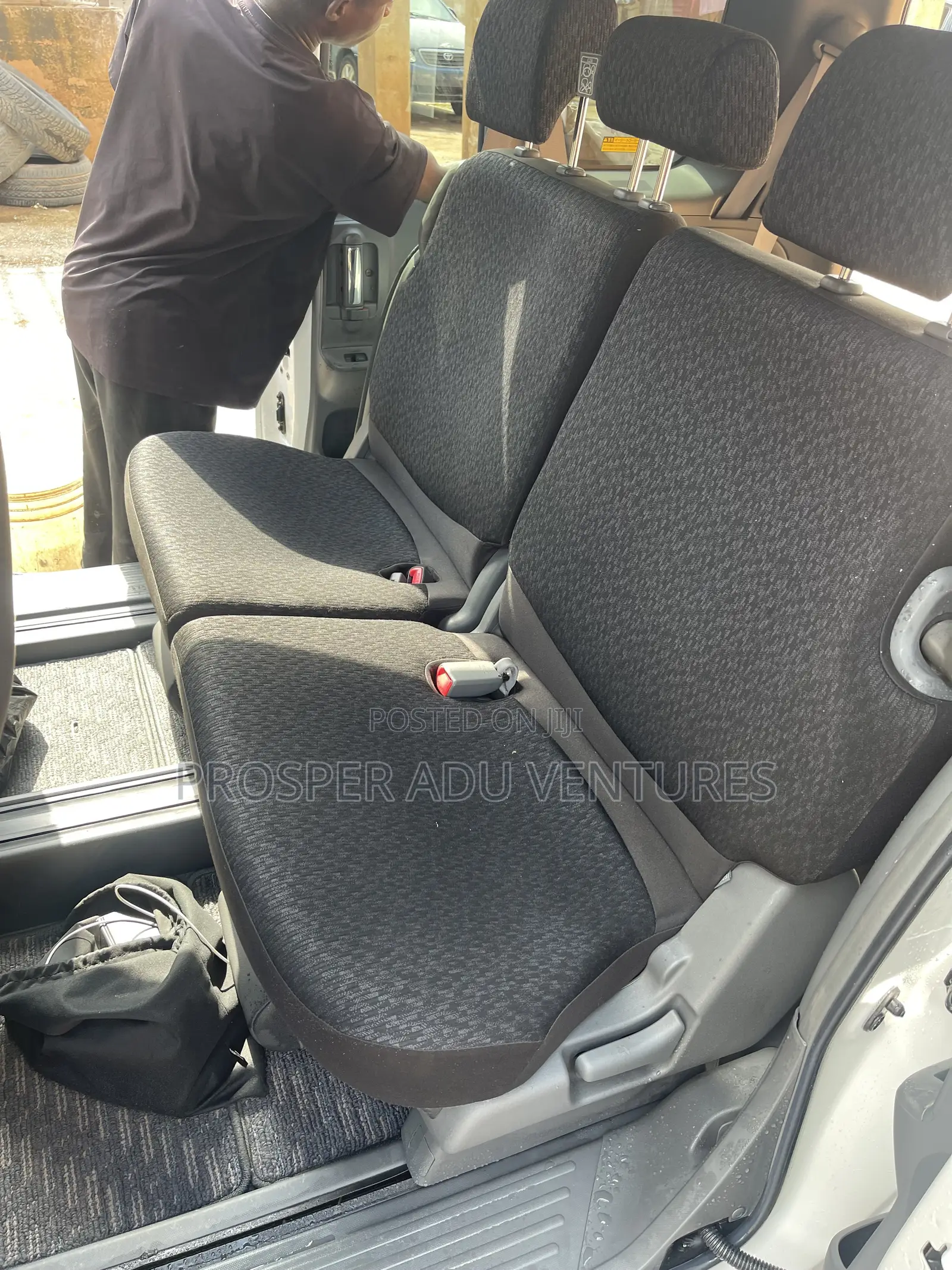 Toyota Sienta 1.5 FWD 2013 White