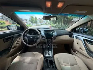 Hyundai Elantra GLS Sedan FWD (1.8L 4cyl 6M) 2013 Gray
