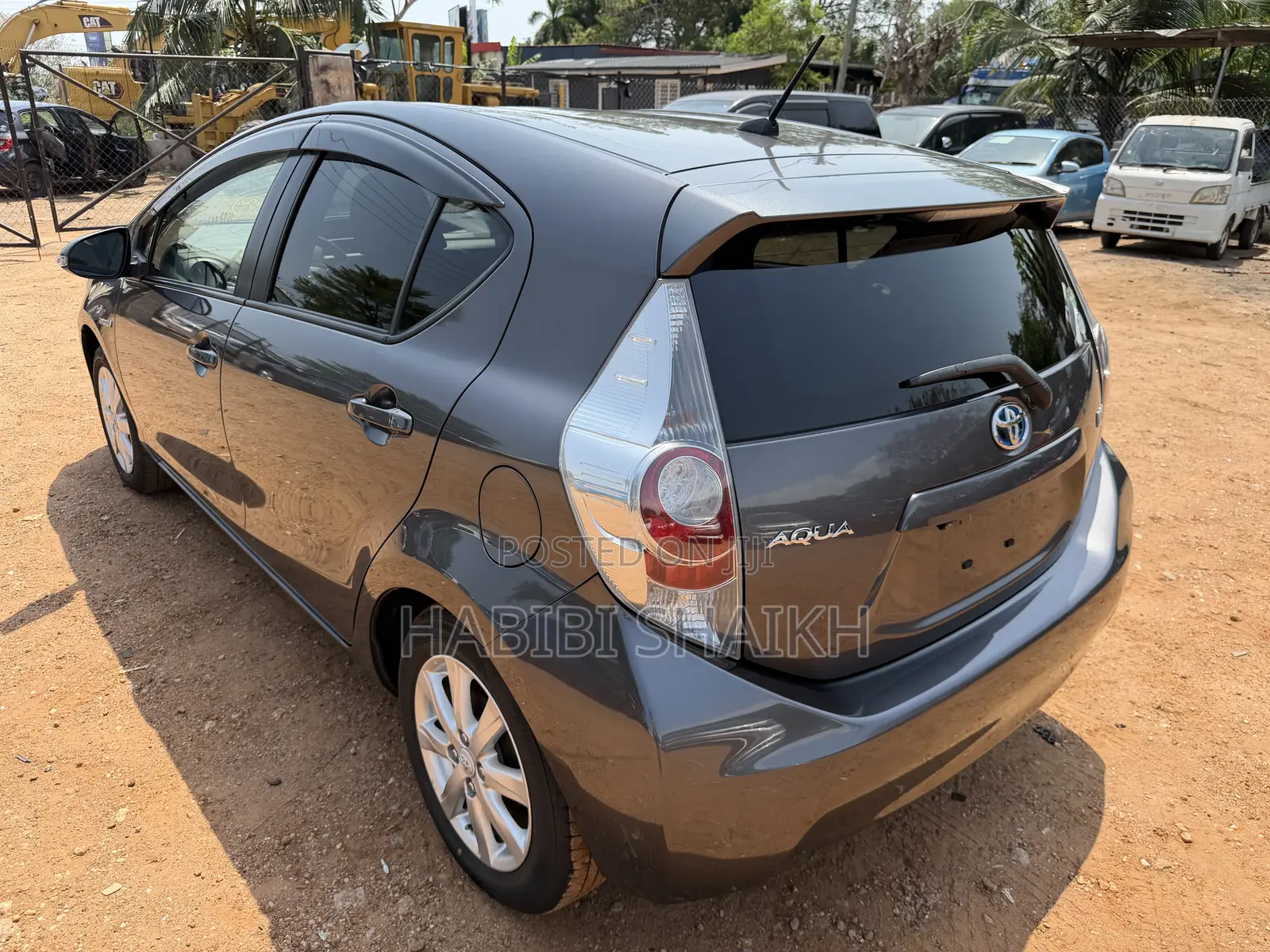 Toyota Aqua L 2014 Gray