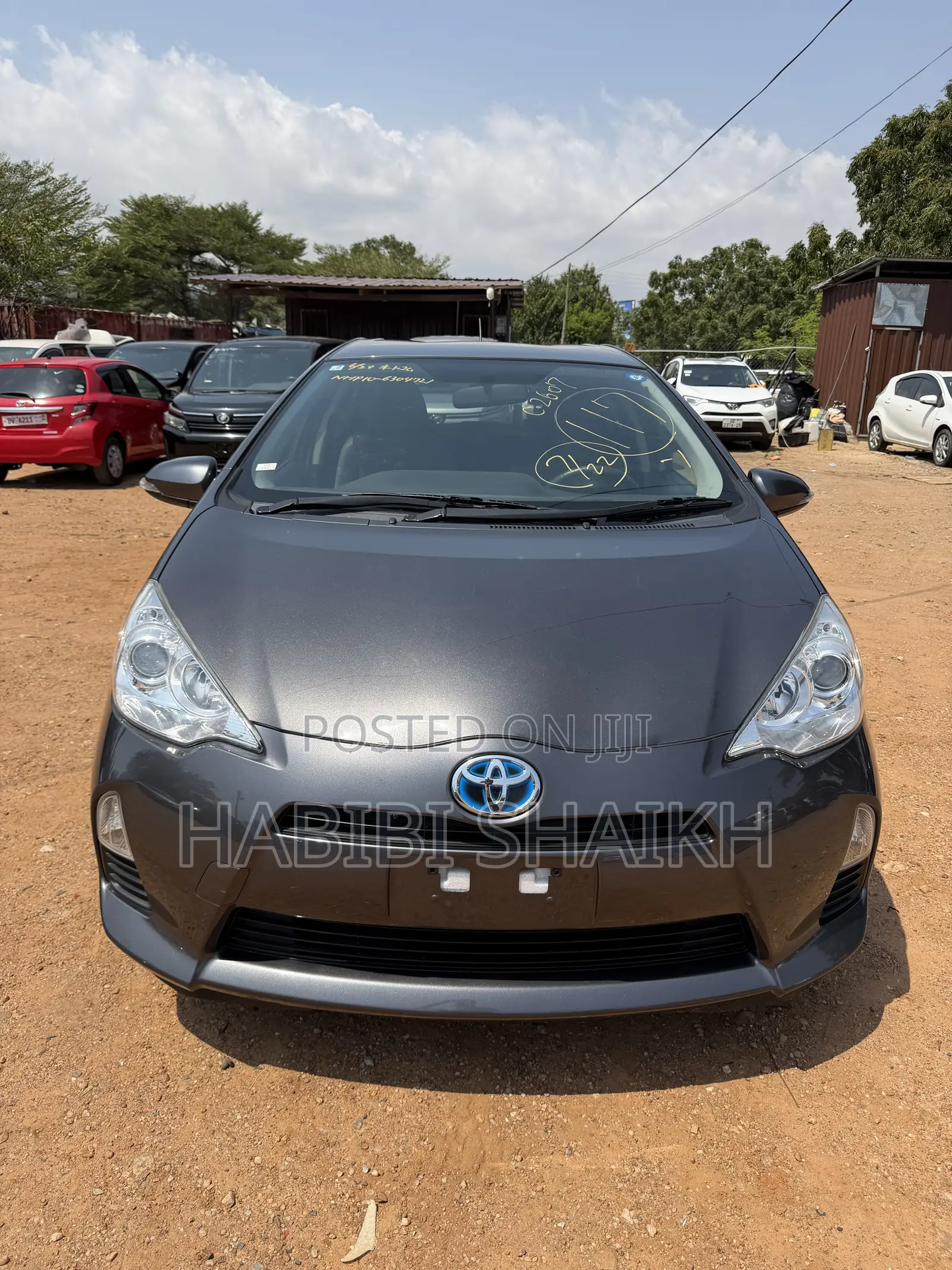 Toyota Aqua L 2014 Gray