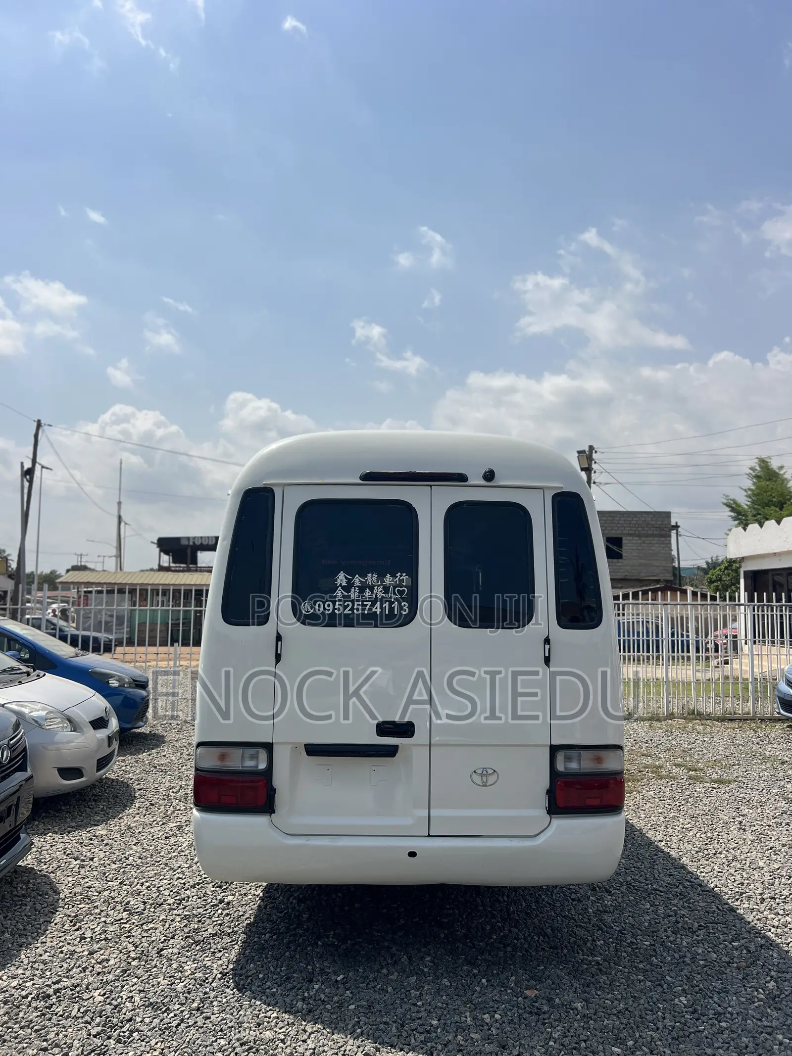 Toyota Coaster 2006 White