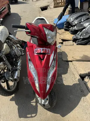 Piaggio Scooter 2024 Red