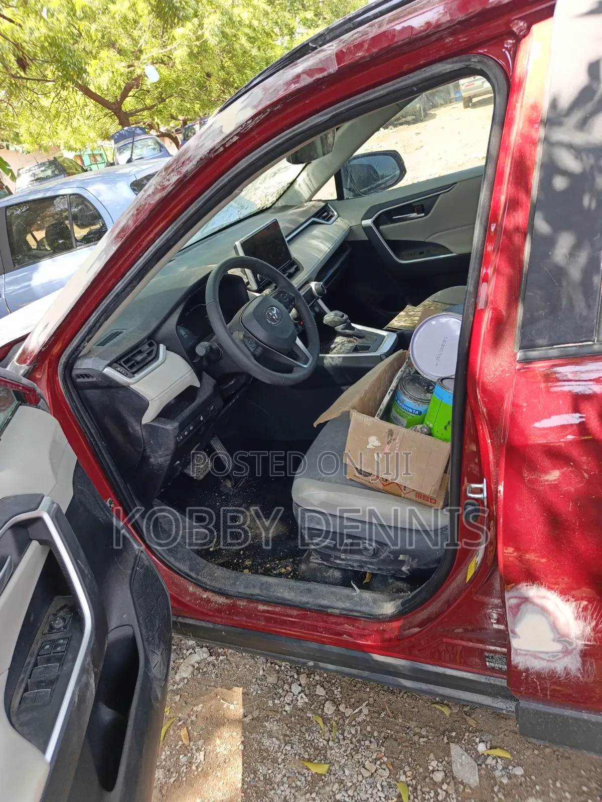 Toyota RAV4 XLE 2025 Brown