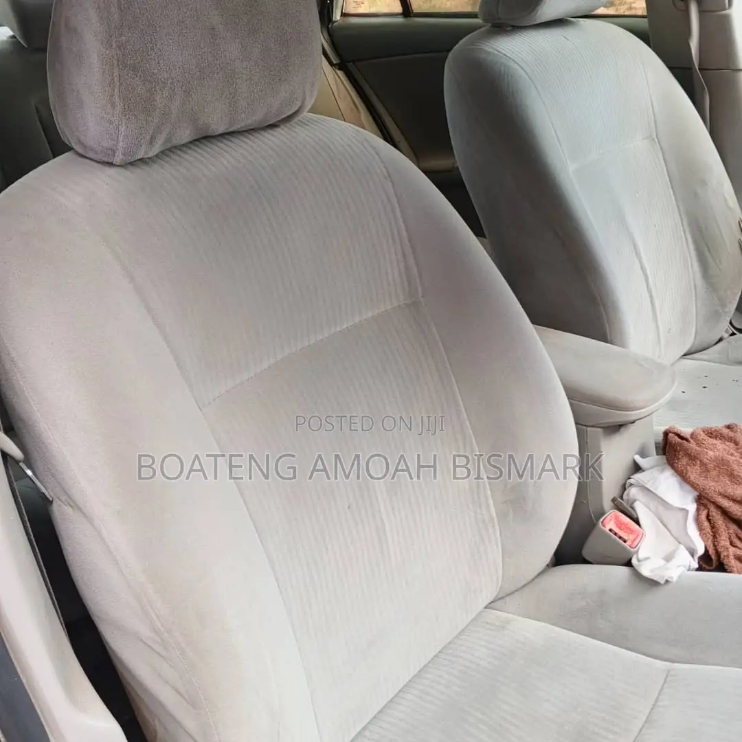 Toyota Corolla 2010 White