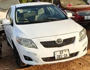 Toyota Corolla 2010 White