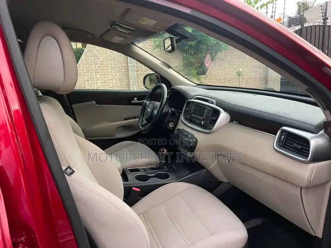 Kia Sorento 2.4L LX AWD 2017 Red