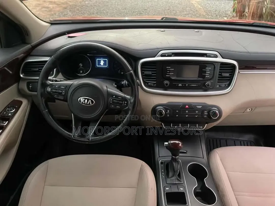Kia Sorento 2.4L LX AWD 2017 Red