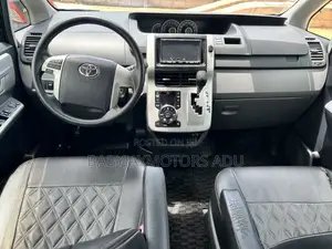 Toyota Voxy V 2WD 8-Seater 2013 Black