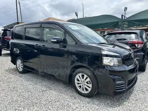 Toyota Voxy V 2WD 8-Seater 2013 Black