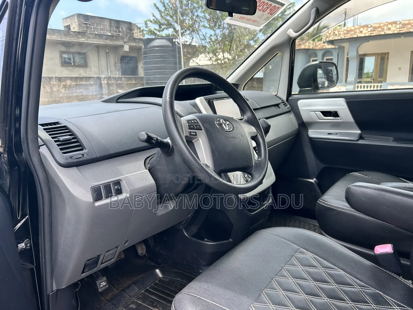 Toyota Voxy V 2WD 8-Seater 2013 Black