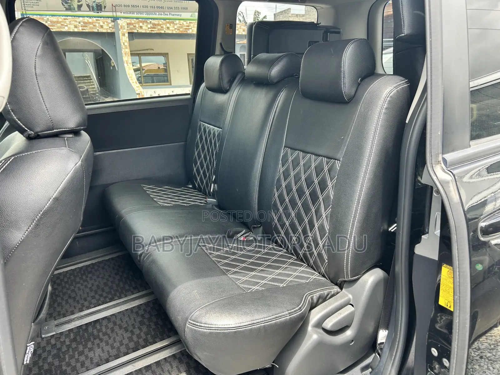 Toyota Voxy V 2WD 8-Seater 2013 Black