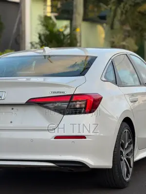 Honda Civic 2024 White