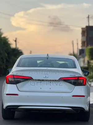 Honda Civic 2024 White