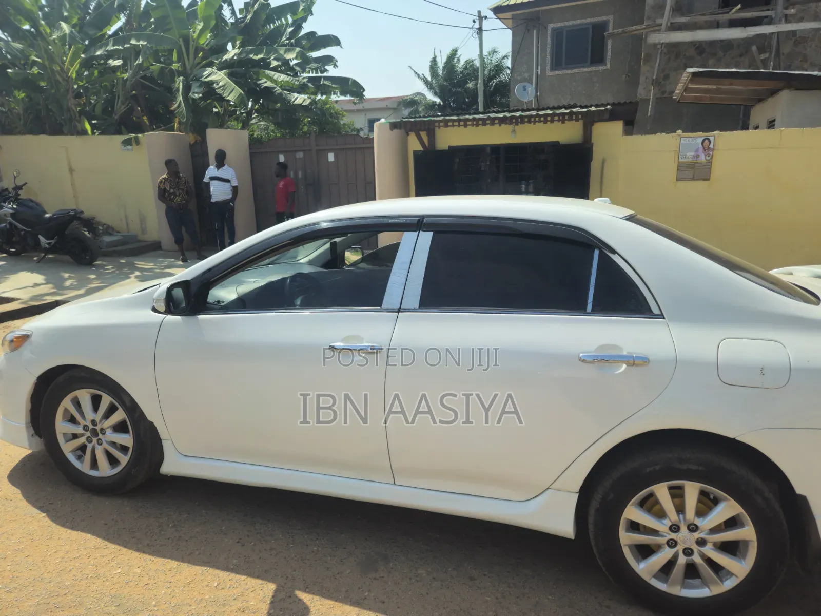 Toyota Corolla 2010 White