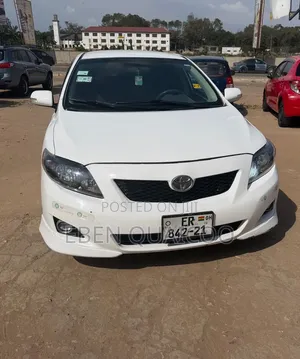 Toyota Corolla 2009 White