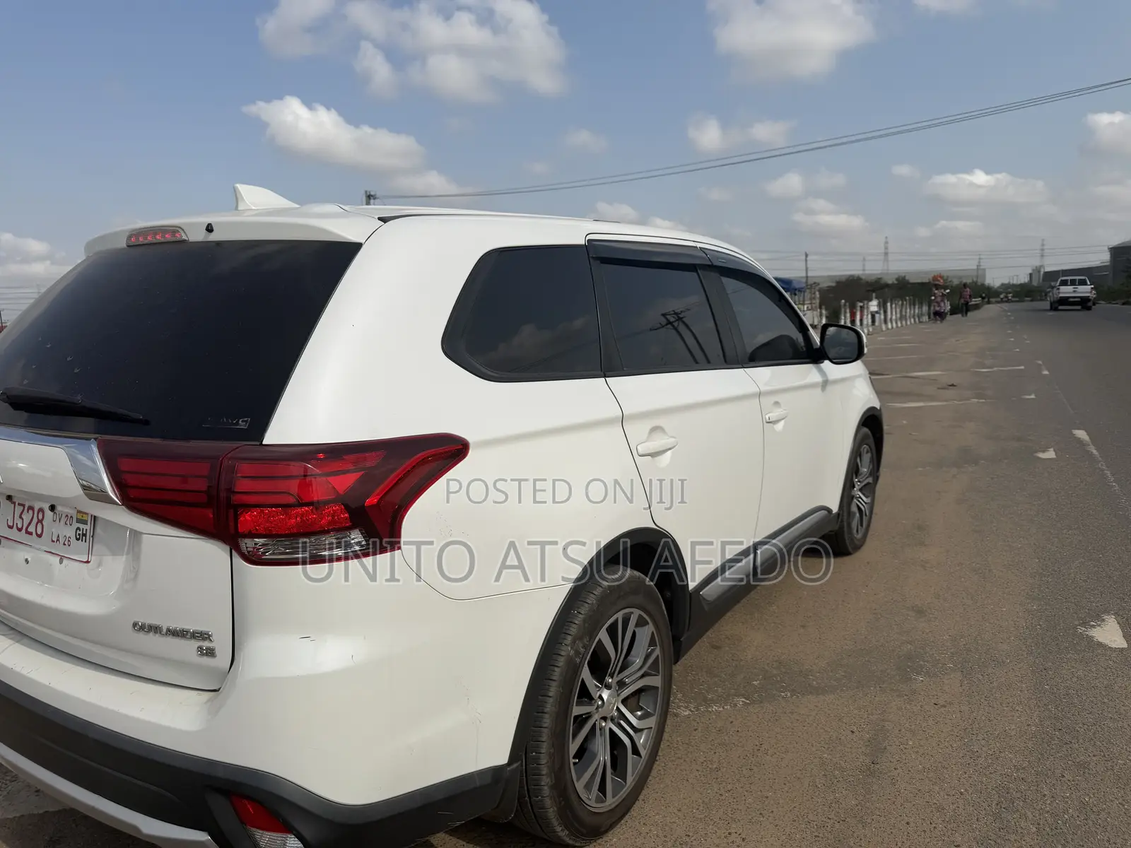 Mitsubishi Outlander 2019 White