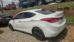 Hyundai Elantra GLS Sedan FWD (1.8L 4cyl 6A) 2013 White