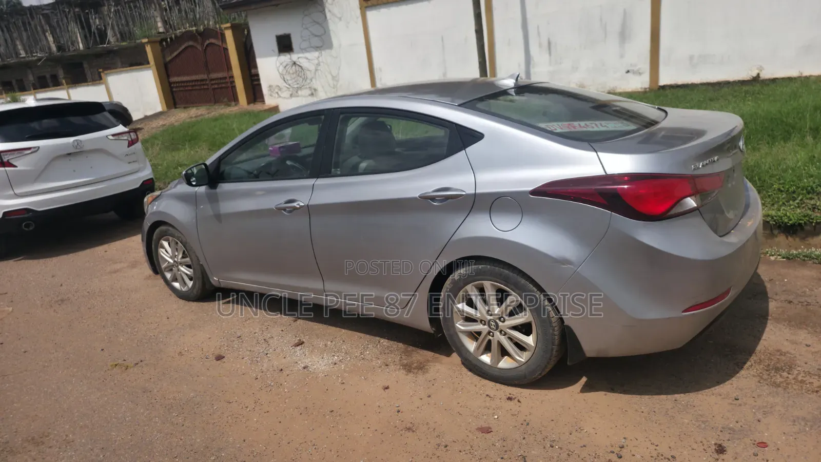 Hyundai Elantra Limited Sedan FWD (1.8L 4cyl 6A) 2016 Silver