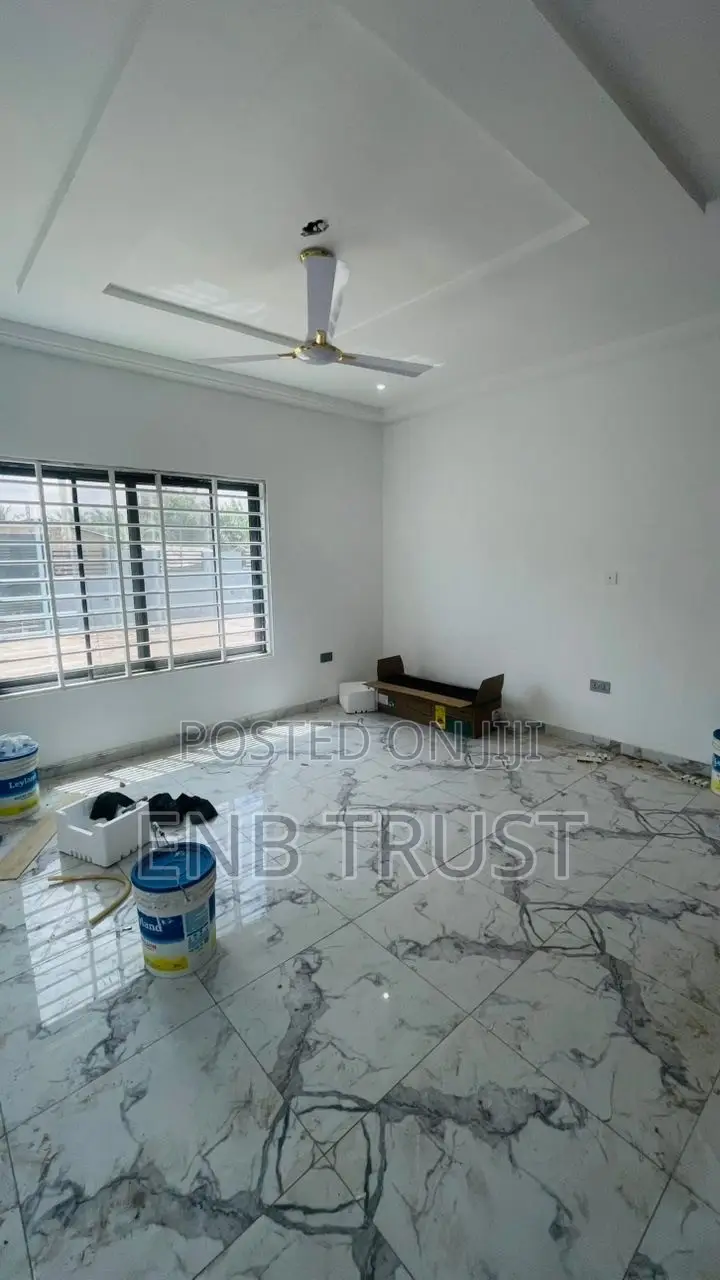 3bdrm House in Amormorley Junction, Pokuase for sale