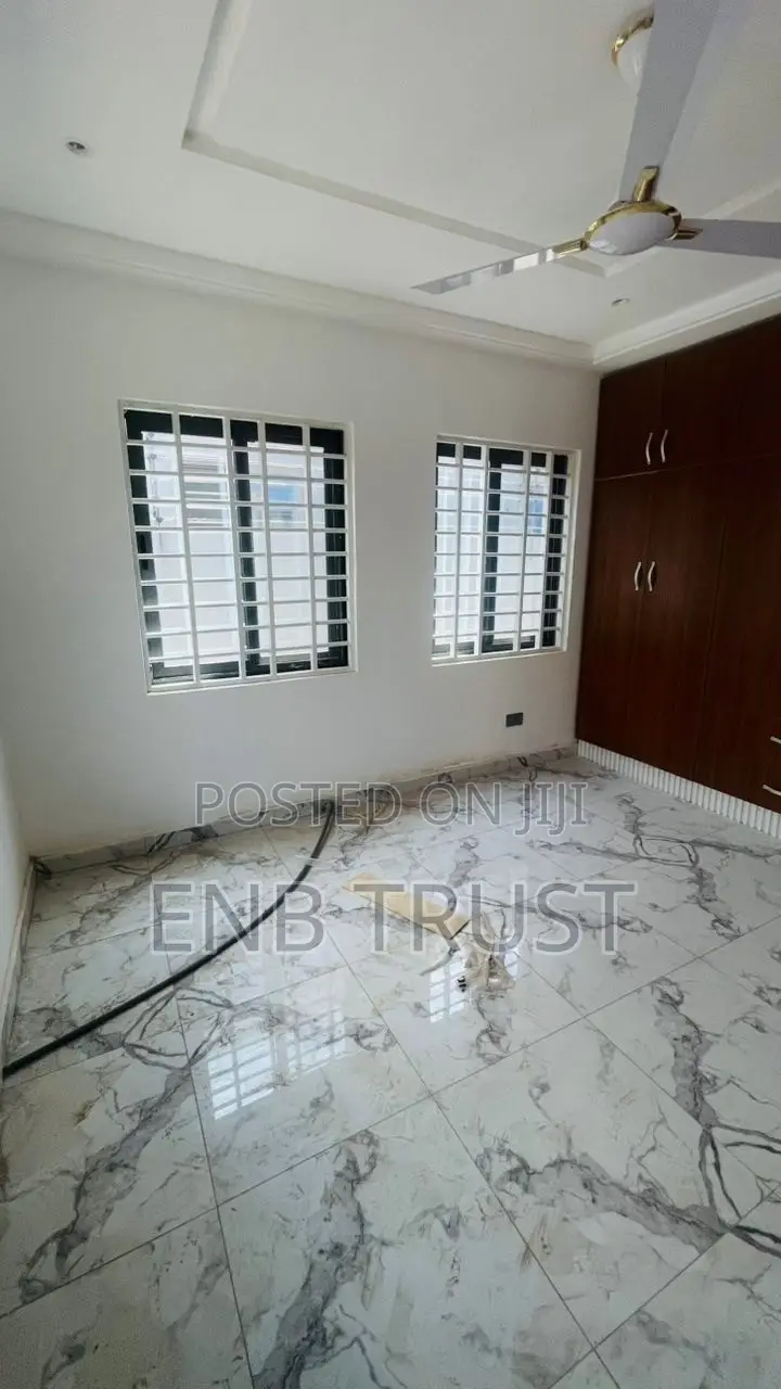 3bdrm House in Amormorley Junction, Pokuase for sale