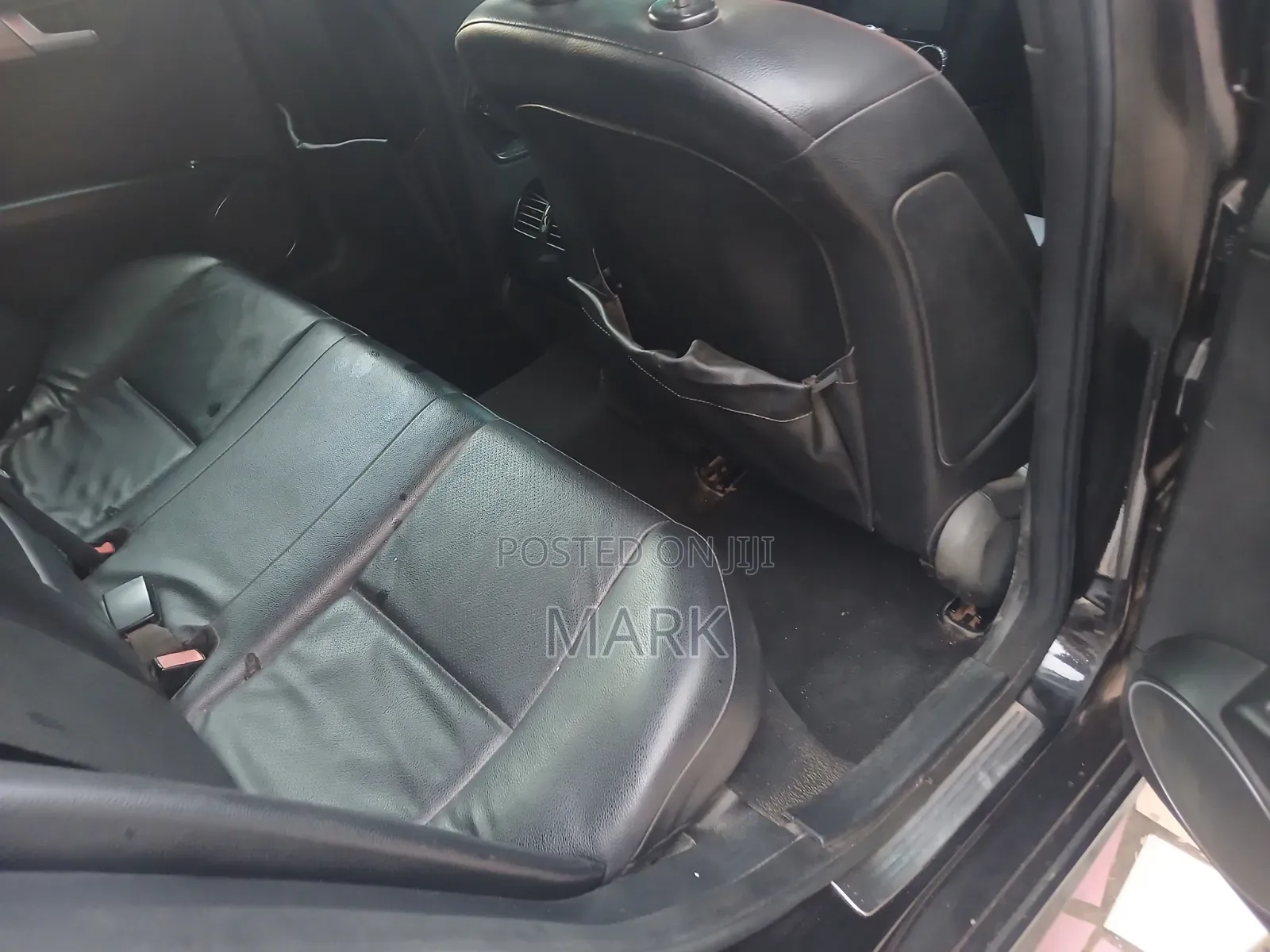 Mercedes-Benz C250 2013 Black