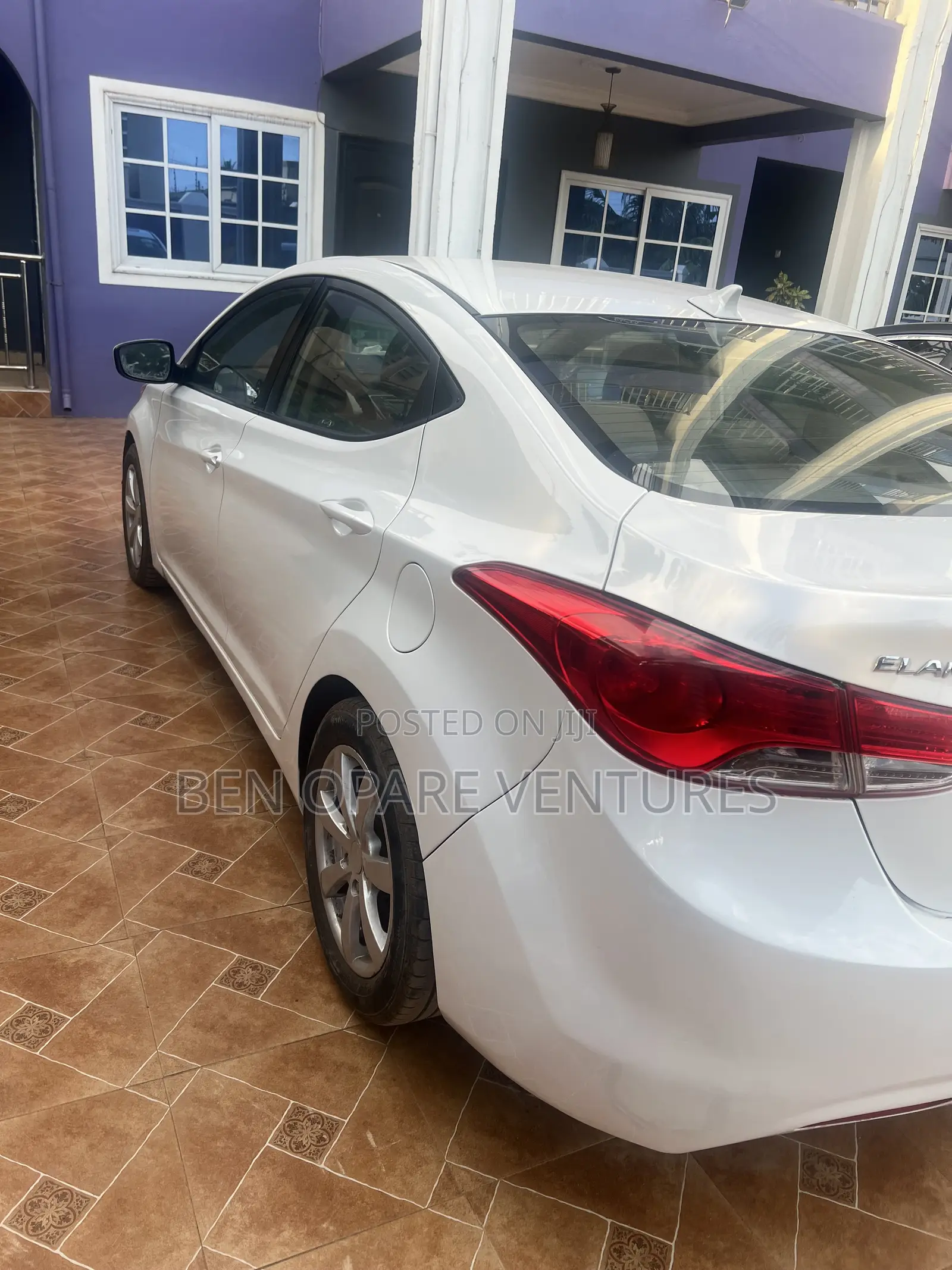 Hyundai Elantra GLS Sedan FWD (1.8L 4cyl 6A) 2013 White