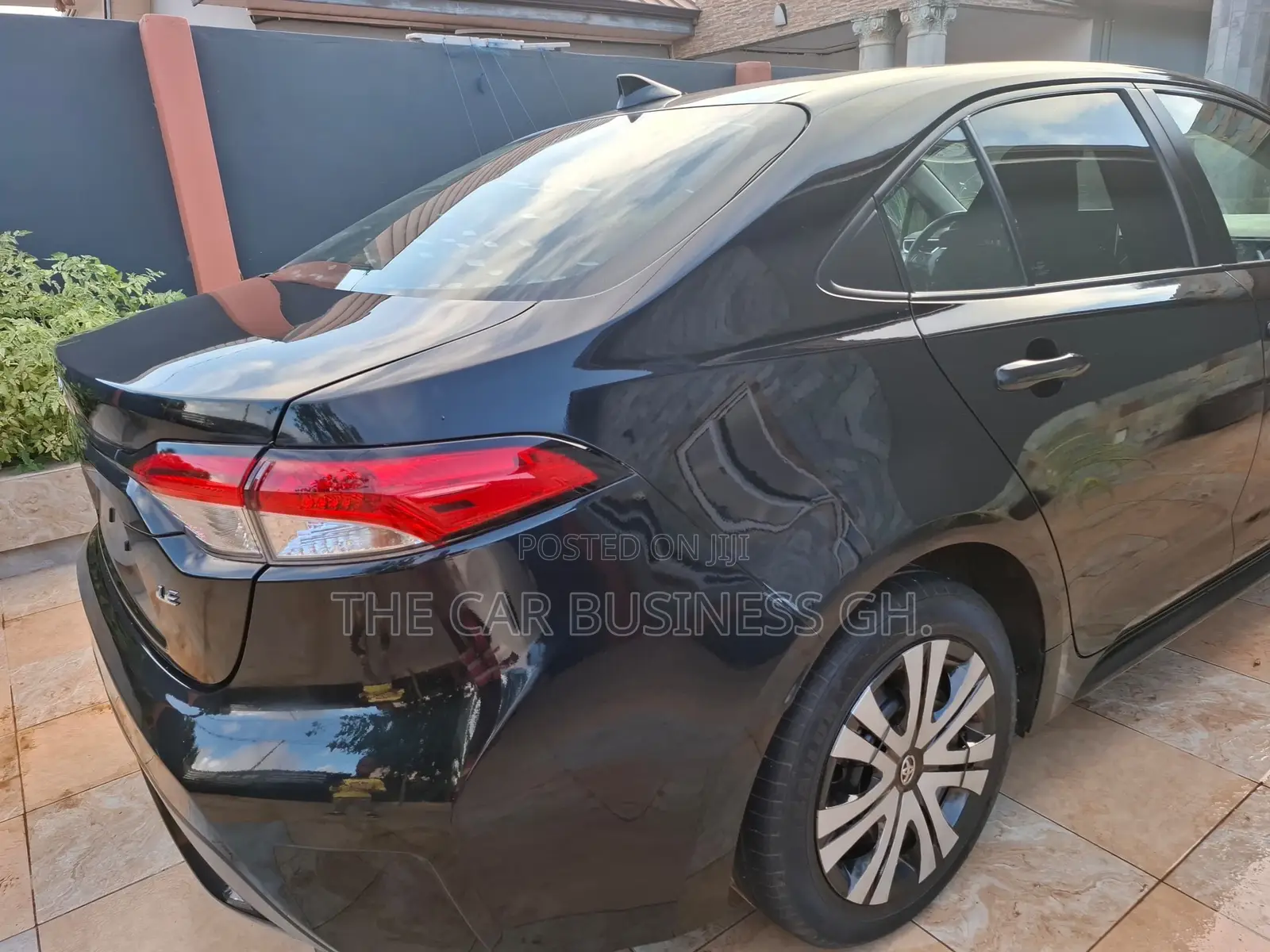 Toyota Corolla LE 2021 Black