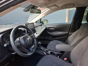 Toyota Corolla LE 2021 Black