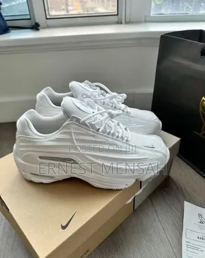 Nike Nocta