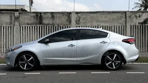 Kia Forte S Sedan 2017 Silver