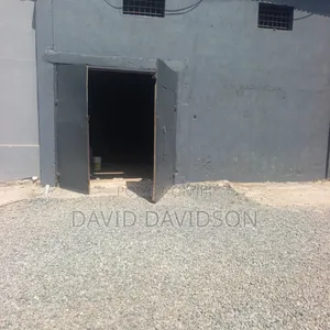 Warehouse 230 SQM at Spintex