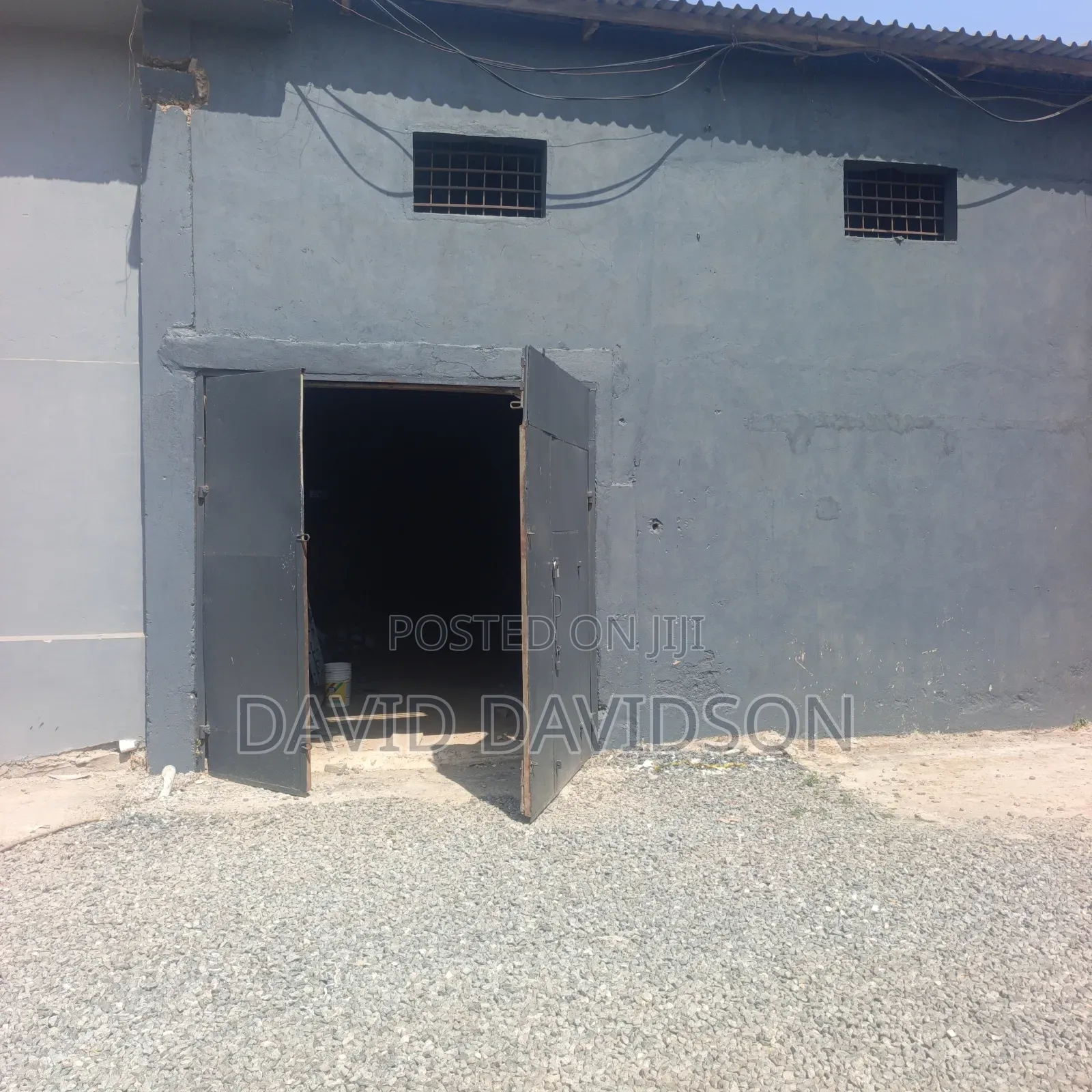Warehouse 230 SQM at Spintex