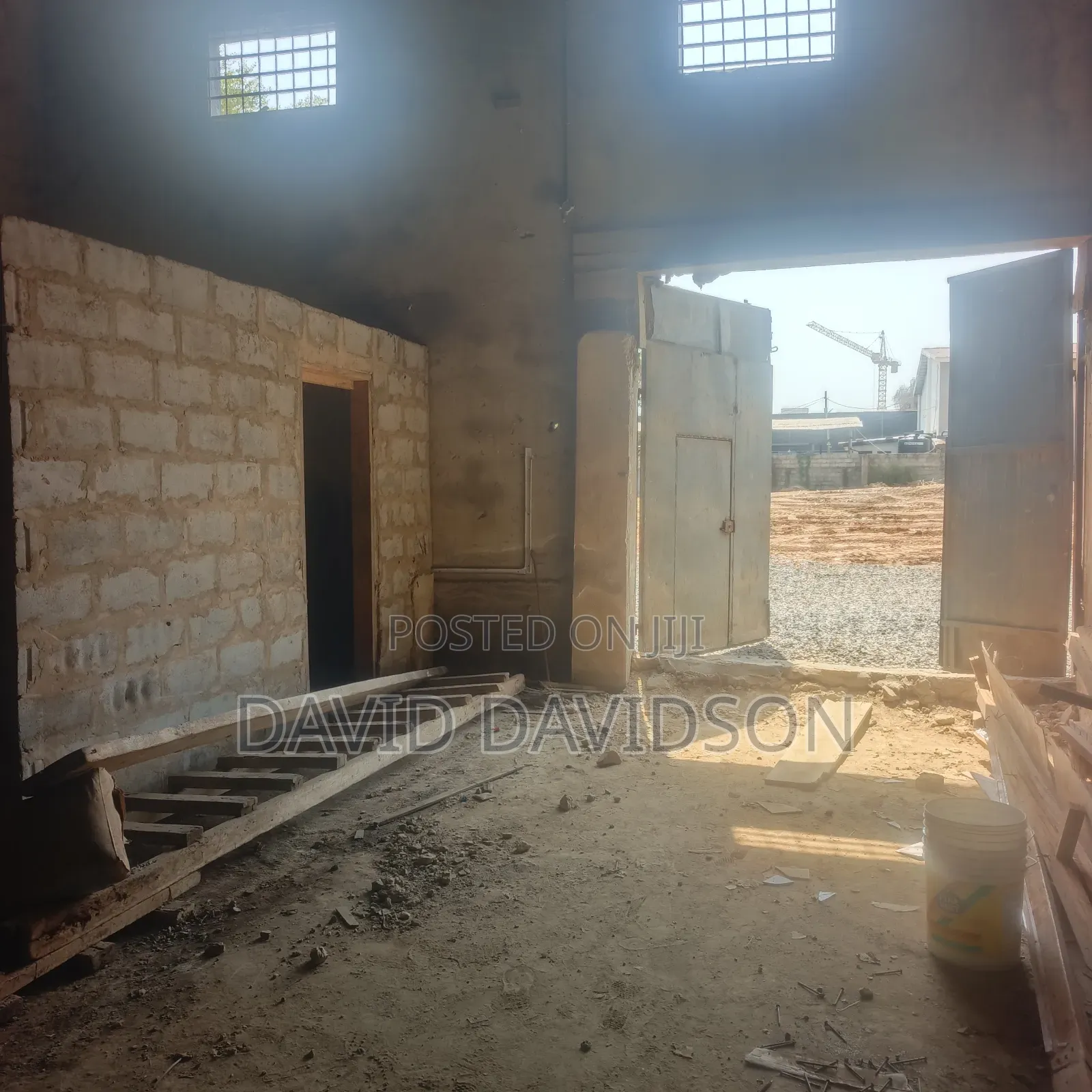 Warehouse 230 SQM at Spintex