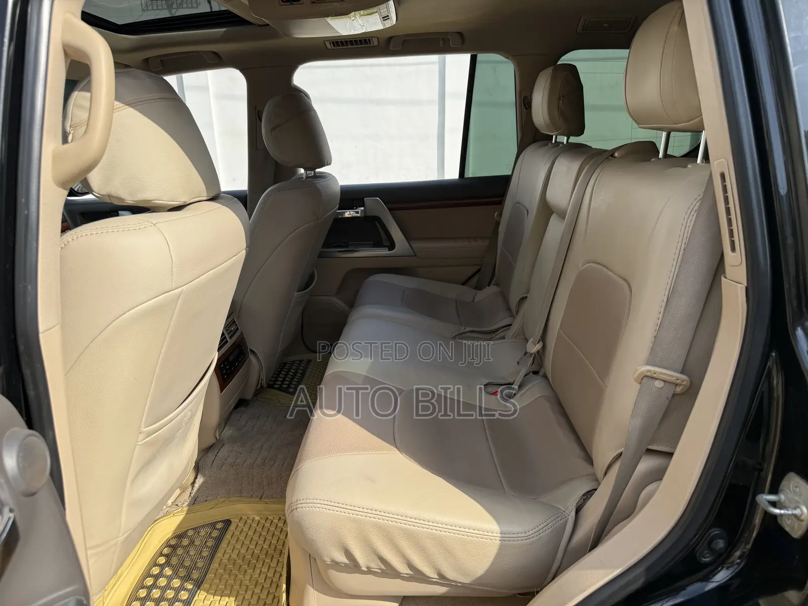 Toyota Land Cruiser 5.7 V8 2012 Black