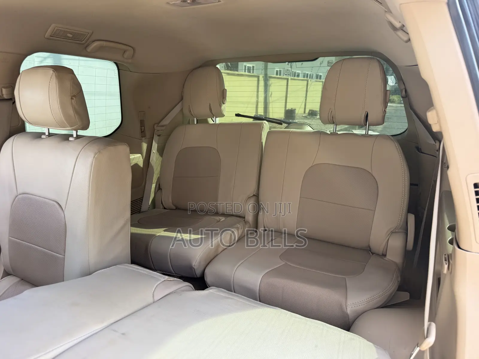 Toyota Land Cruiser 5.7 V8 2012 Black