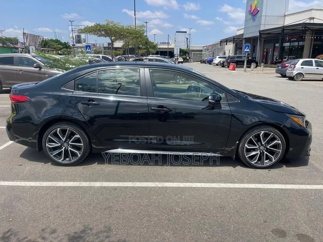Toyota Corolla XSE 2020 Black