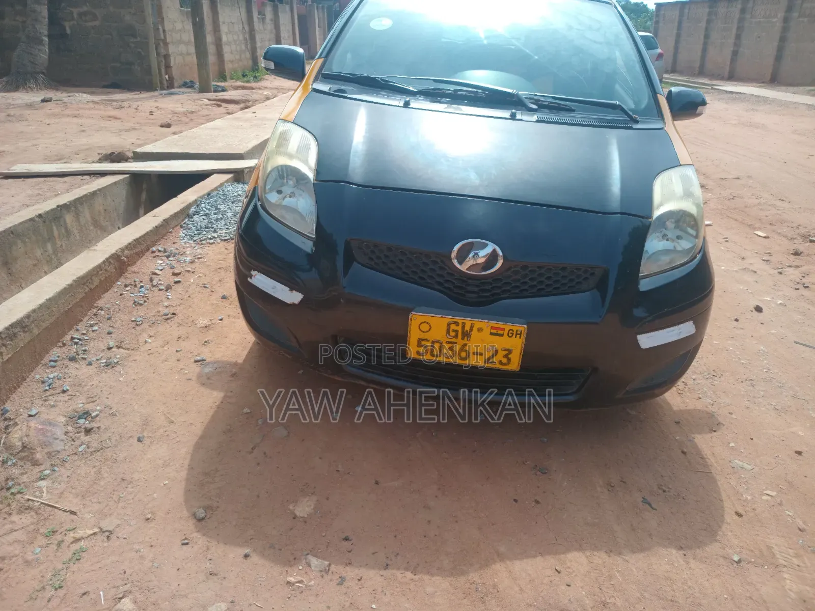 Toyota Vitz 2009 Black