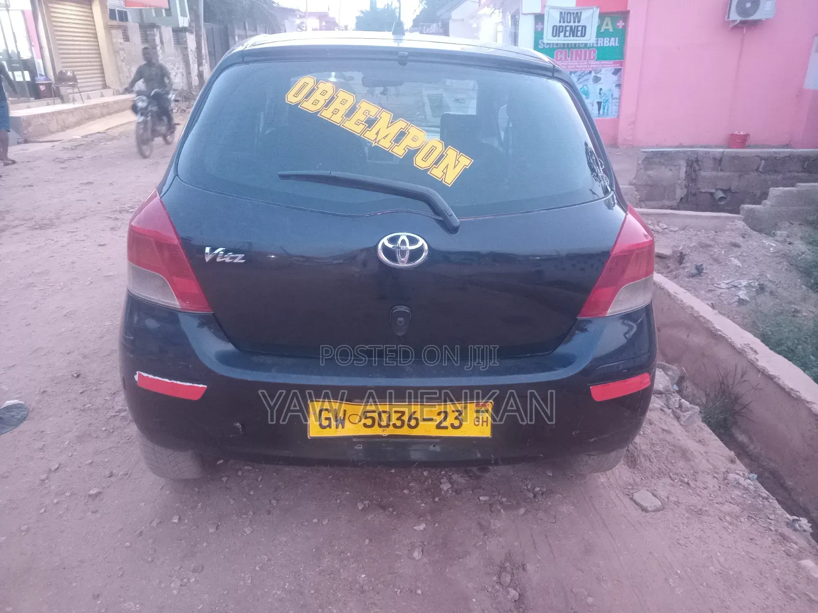 Toyota Vitz 2009 Black